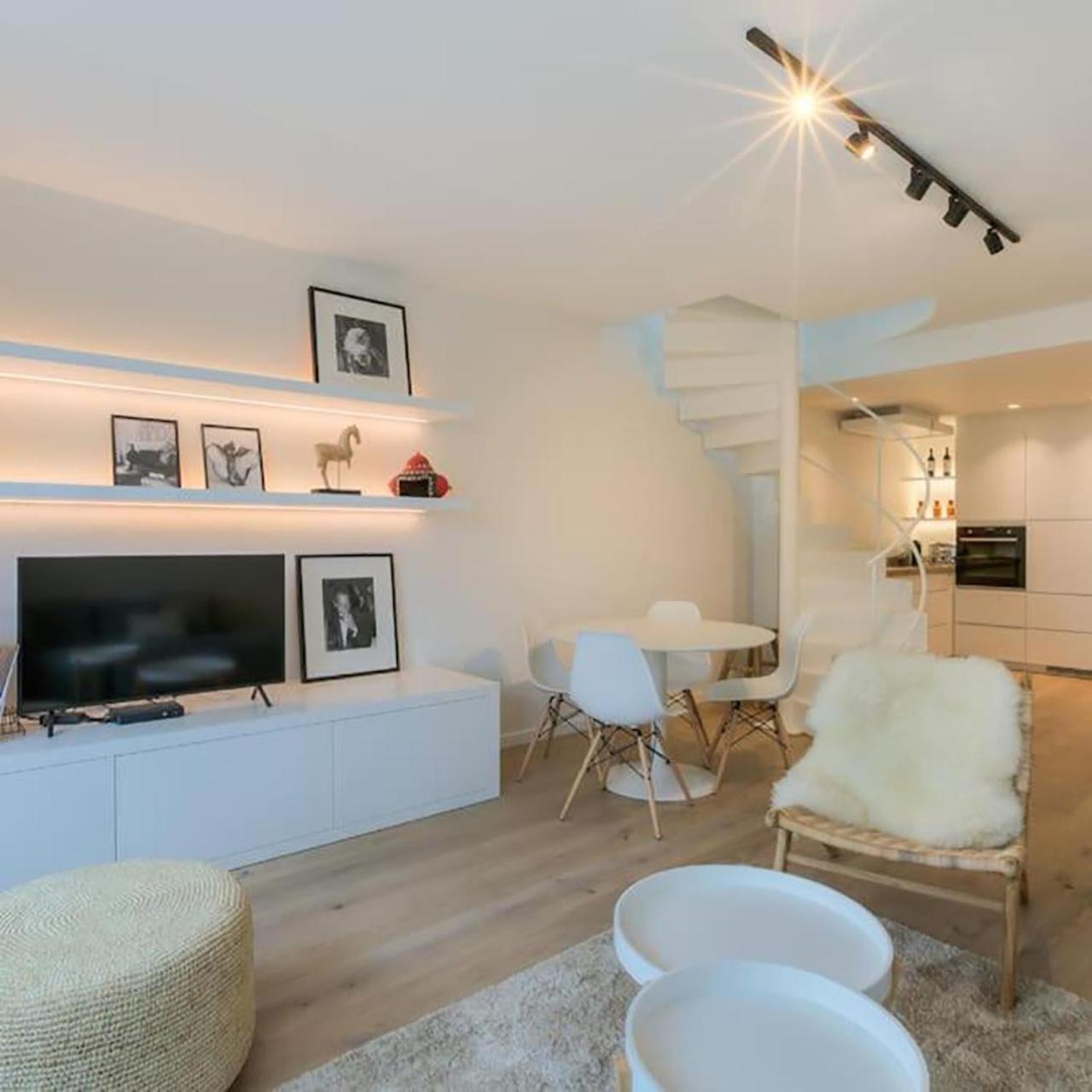 Anchor Lodge Antwerp Unique Appartment View Mas! Bagian luar foto